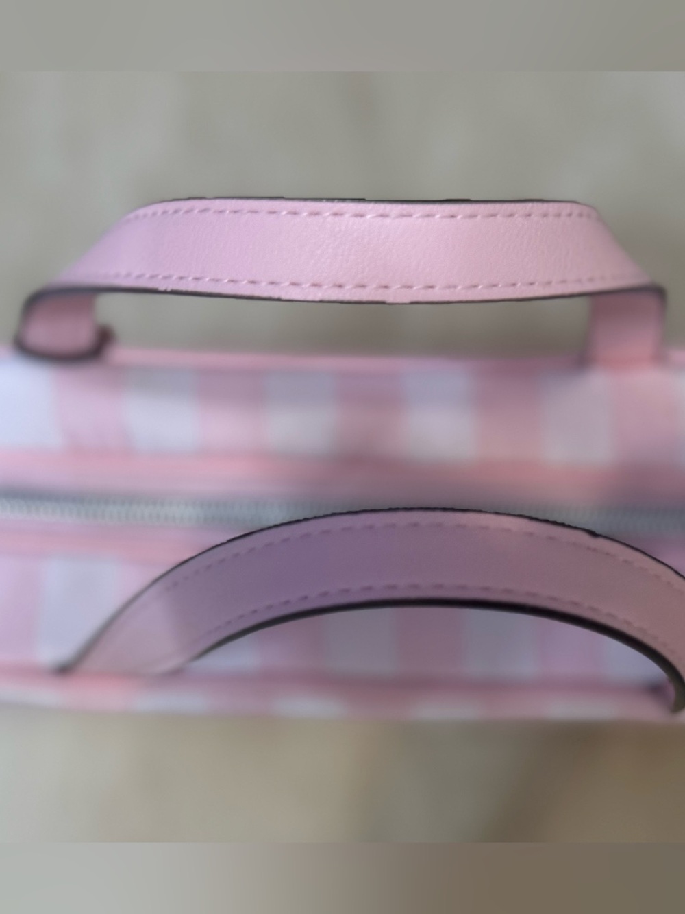 VICTORIA'S SECRET Travel Hanging Toiletry Bag - Picture 8 of 13